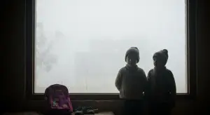 उत्तर प्रदेश से मुंबई तक स्कूलों पर लगा ब्रेक: भीषण ठंड, कोहरे और अन्य कारणों से शिक्षण संस्थान बंद, जानें कल का अपडेट