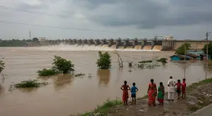 हथिनीकुंड बैराज से 63 घंटे तक लगातार पानी छोड़े जाने के बाद 4 जिलों में बाढ़ का खतरा, 4 में ऑरेंज अलर्ट; हिसार समेत 7 जिलों में स्कूल बंद