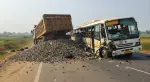 तेलंगाना के रंगारेड्डी में भीषण बस-डंपर टक्कर: 20 की मौत, ज्यादातर कॉलेज छात्र; गिट्टी बनी काल