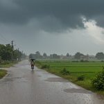 Heavy Rain Havoc in UP! Severe Rain Alert for These Districts Today; Monsoon Trough Shifts Towards Terai.