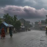 UP: Alert for Disastrous Rain; Heavy Rain Forecast in 39 Districts on Friday!