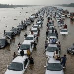 Delhi-Saharanpur Highway in Baghpat Becomes a Pond: Over 50 Vehicles Stranded, 1 km Long Traffic Jam, State Minister Also Stuck!