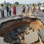 Greenfield Expressway Road Collapses Again in Ballia: Passers-by Avert Major Accident, Police on Scene