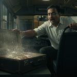 Mystery of the Suitcase on a Moving Bus: What Emerged From Inside Blew the Driver's Mind!