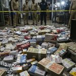 Fake Drug Syndicate Busted: ₹1 Crore Bribe, Crores in Counterfeit Drugs, and Third Case Registered
