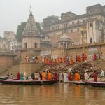 Flood's Fury at Manikarnika Ghat: Five-Hour Wait Standing in Water, Wood and Boat Charges Soar