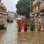 Yamuna's Devastating Form in Mathura: Floodwaters on Roads, Instructions Issued to Evacuate Three Villages