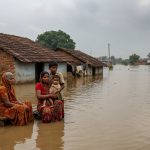 UP Floods: Water and Woes... The Same Story in Every Home; Plea to Take the Sick and Starving for Four Days to Hospital.