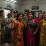 Major Transgender Controversy in Jalaun: Panchayat Fails to Reach Settlement, Massive Uproar at Police Station