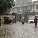 Lucknow Deluged by Heavy Rain: Private Schools Shut, Government Schools on Chehlum Holiday; Normal Life Disrupted