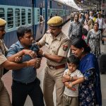 Girl abducted from Mathura Railway Station recovered from Agra in 36 hours; GRP nabs kidnapper!