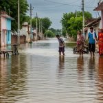 Pilibhit: Sharda's water level rises again, water on roads in Chandia Hazara, High Alert issued!
