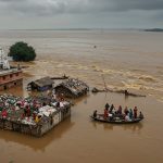 Prayagraj Flood: Ganga-Yamuna's Devastating Form in Sangam City, Thousands of Families Rendered Homeless, Pictures Will Terrify You