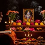 On Shri Krishna Janmashtami, Recite This Chalisa To Fulfill All Your Desires.