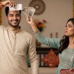 On Rakshabandhan, sister took money from brother's wallet, now how did brother take sweet revenge?