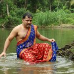 Jumping into the river dressed in women's clothes proved costly; the man made one mistake and this is what happened!
