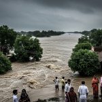 Calamitous Rain in Shahjahanpur: Record 155 mm Rainfall in 24 Hours, River Levels Rise, Flood Threat!
