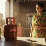 CM Yogi's Big Promise: Cooking Gas to Be as Cheap as Mobile Calls, Service to Reach Every Home!