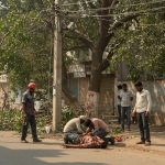 Moradabad: Three power workers burned while trimming trees, a major accident due to lack of safety equipment.