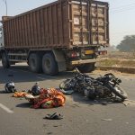 Etawah: Runaway container truck crushes moped, pregnant woman thrown off dies tragic death