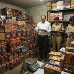 Major revelation in Hardoi: 2.30 quintals of fireworks found on a 90 kg license; Joint Magistrate took action.
