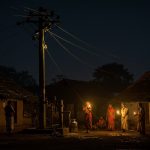 Lightning Strike in Mahoba Blows Insulators, 24 Villages Plunged into 10-Hour Darkness, Drinking Water Supply Halted