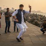 Tejashwi's dance with youth on Marine Drive: Performed Hrithik-style moves, VIDEO viral; Says - 'I make Modi dance'