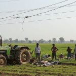 Shahjahanpur: High-Tension Line Havoc: 3 Young Men Killed, 5 Laborers Burnt While Working in Field; Tractor Tires Also Burst