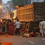 Horrific Accident in Karnataka Ganesh Visarjan Procession: Out-of-Control Truck Crushes 9 Devotees, 20 Injured; Eyewitnesses Narrate Horrifying Tale