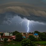 Weather to change in 22 UP districts from tomorrow; heavy rain and lightning alert issued.